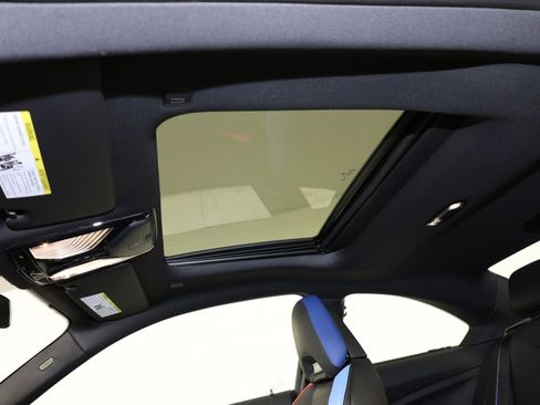 Used 2023 BMW M2 w/ Lighting Package RWD image 13