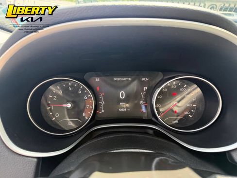 Used 2018 Jeep Compass Latitude w/ Popular Equipment Group AWD/4WD image 14