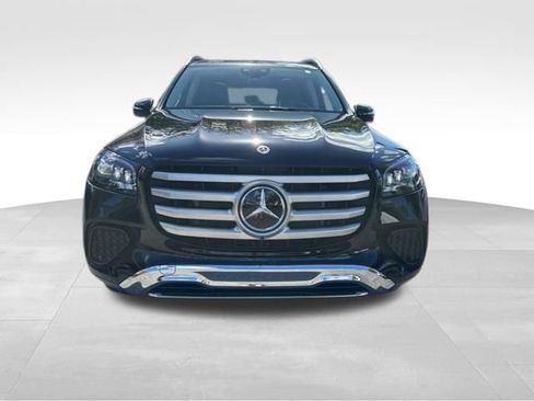 Certified 2026 Mercedes-Benz GLS 450 4MATIC image 9