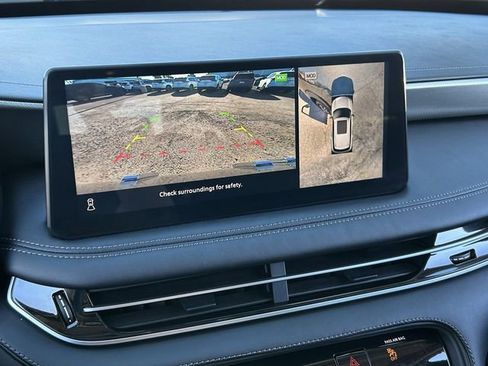 Certified 2025 INFINITI QX60 Luxe w/ Vision Package AWD/4WD image 29