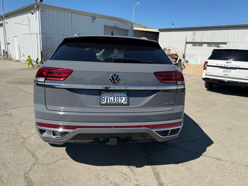 Used 2021 Volkswagen Atlas Cross Sport SEL Premium R-Line AWD/4WD image 4