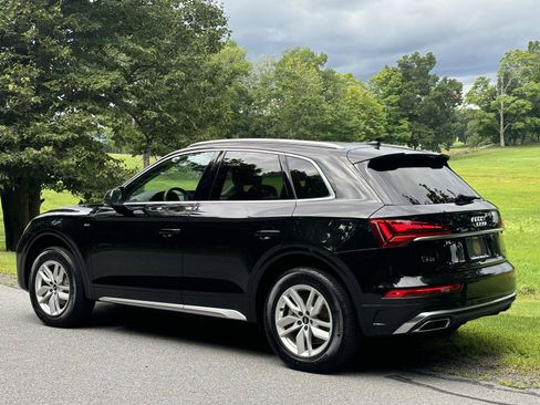 Used 2023 Audi Q5 2.0T Premium w/ Convenience Package AWD/4WD image 13