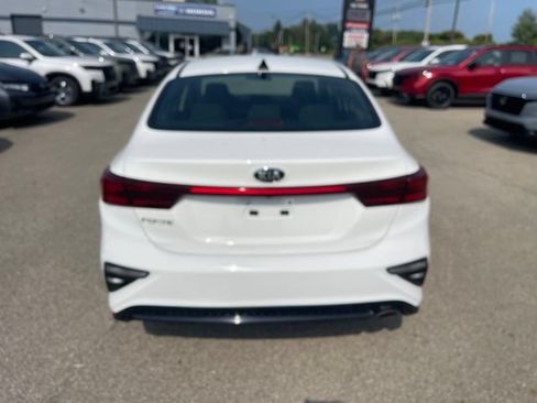 Used 2021 Kia Forte LXS FWD image 13