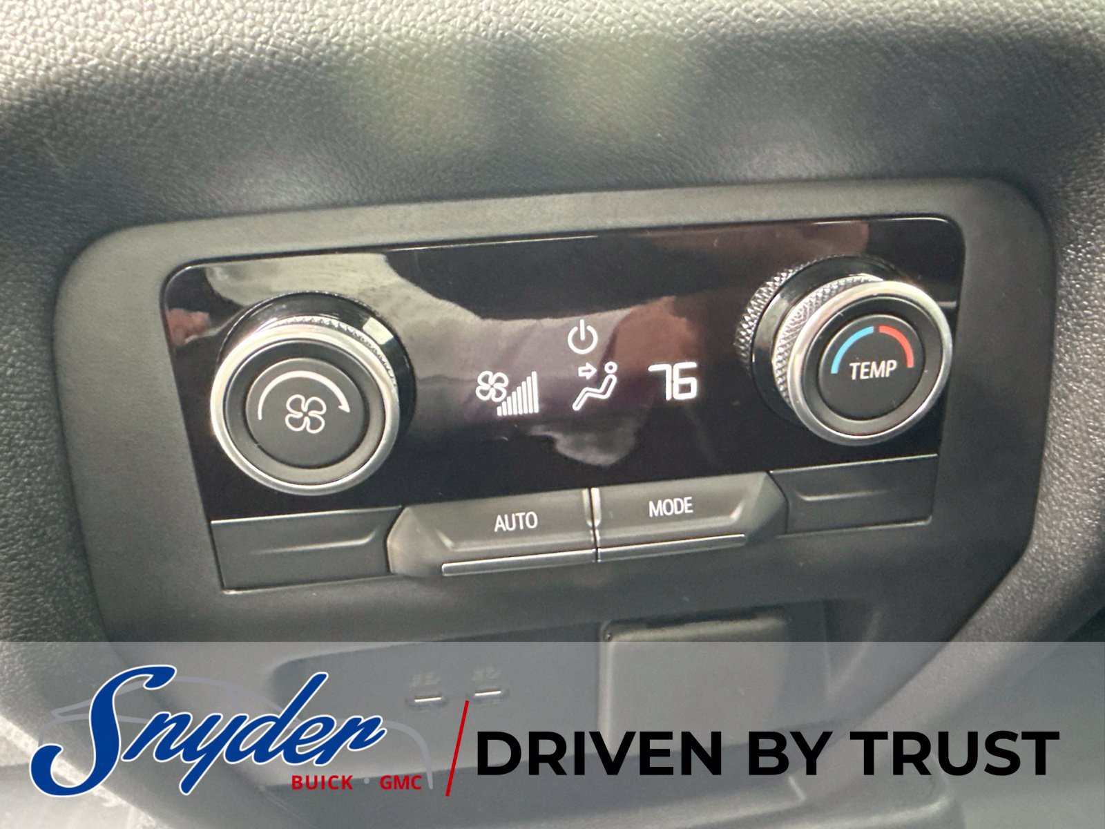 New 2027 Buick Enclave Sport Touring w/ Power Package FWD image 24