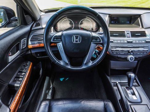 Used 2011 Honda Accord EX-L image 19