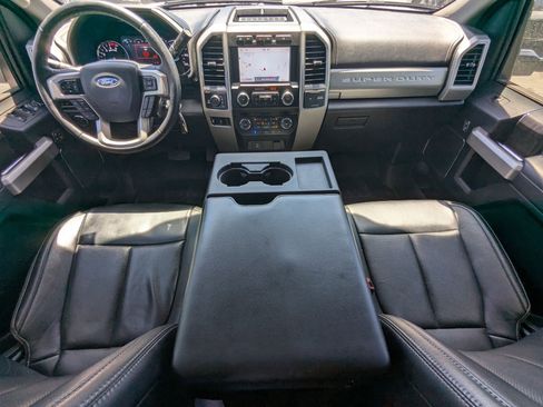 Used 2020 Ford F250 Lariat w/ Lariat Value Package AWD/4WD image 29