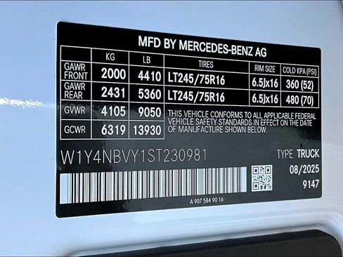 New 2025 Mercedes-Benz Sprinter 2500 image 12