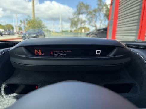 Used 2022 McLaren 720S Luxury image 25