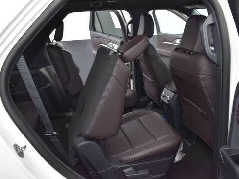 Used 2025 Ford Explorer Platinum w/ Ultimate Package RWD image 19