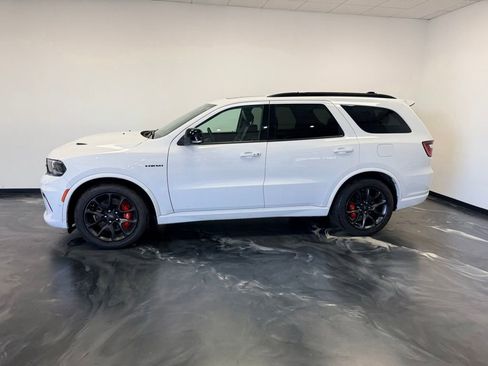 Used 2024 Dodge Durango R/T w/ Tow 'N Go Group AWD/4WD image 24