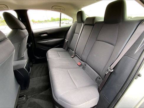 Used 2021 Toyota Corolla LE FWD image 20