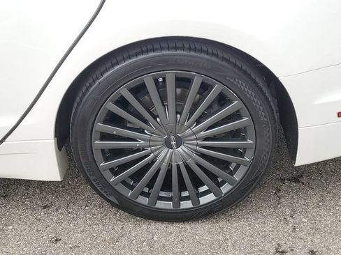 Used 2017 Lincoln MKZ Reserve FWD image 32