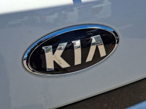Used 2021 Kia Soul Turbo FWD image 25