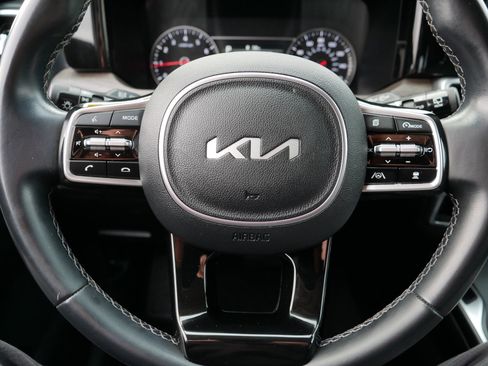 Certified 2022 Kia Sorento X-Line EX image 25