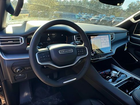 New 2026 Jeep Grand Wagoneer Limited AWD/4WD image 22
