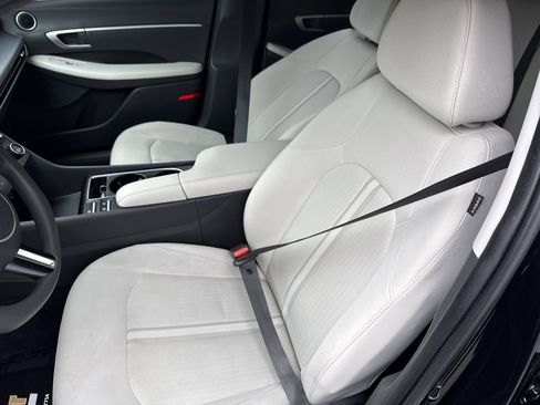 Used 2025 Hyundai Sonata SEL image 12