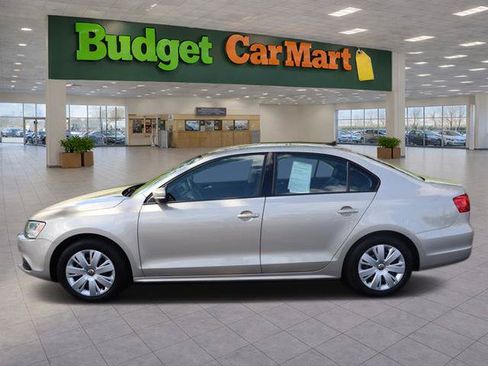 Used 2014 Volkswagen Jetta SE FWD image 3