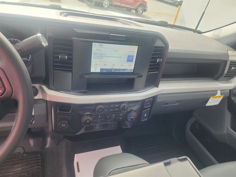 New 2025 Ford F450 XL w/ XL Chrome Package image 20