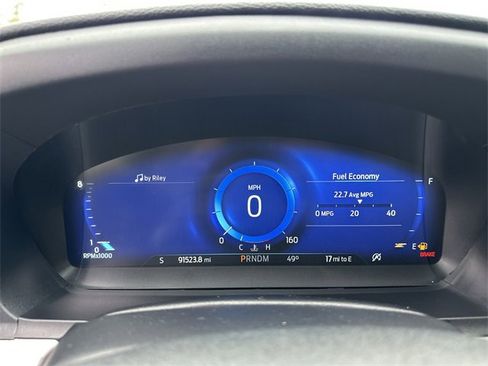 Used 2021 Ford Explorer XLT w/ Equipment Group 202A image 16