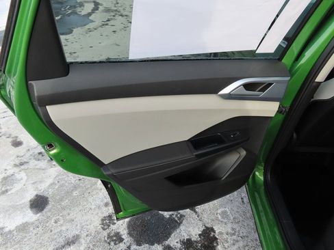 New 2026 Volkswagen Taos SE AWD/4WD image 25