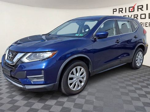 Used 2017 Nissan Rogue S AWD/4WD image 4