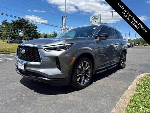 Certified 2023 INFINITI QX60 Luxe w/ Vision Package AWD/4WD image 3