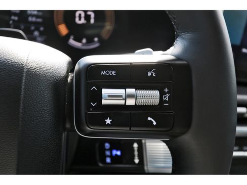Certified 2026 Hyundai Santa Fe SEL FWD image 19