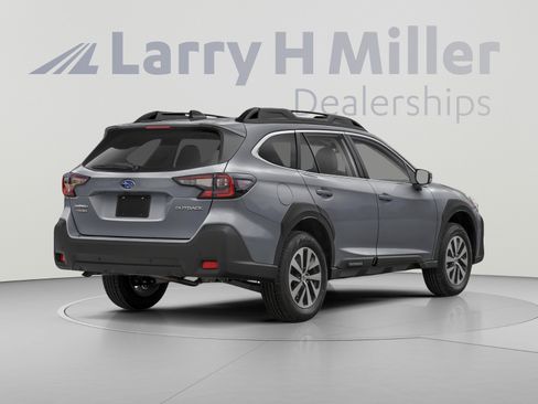Used 2024 Subaru Outback Premium AWD/4WD image 2