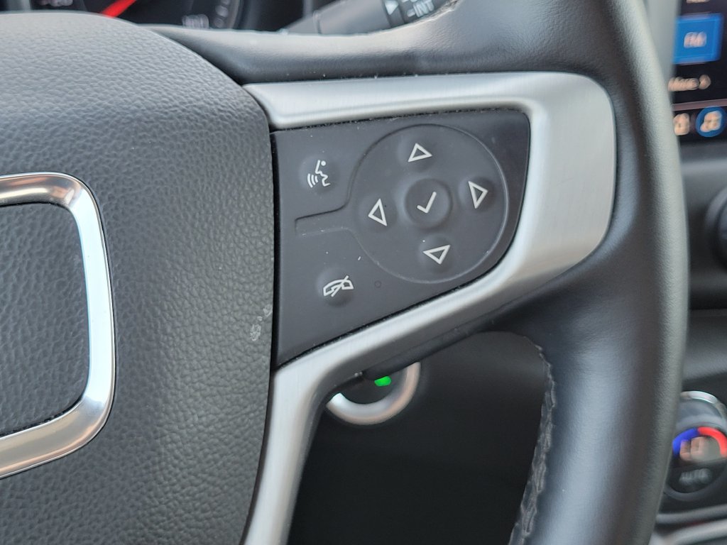 Used 2024 GMC Terrain SLT AWD/4WD image 29