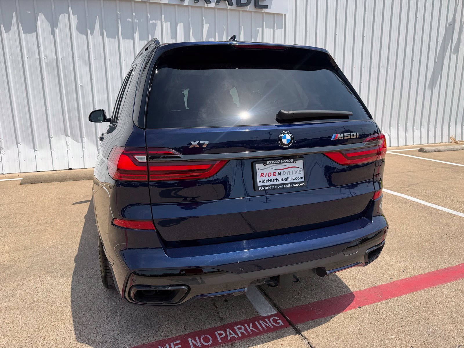 Used 2022 BMW X7 M50i AWD/4WD image 5