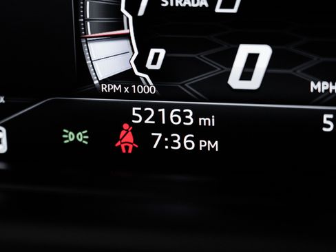 Used 2020 Lamborghini Urus image 49