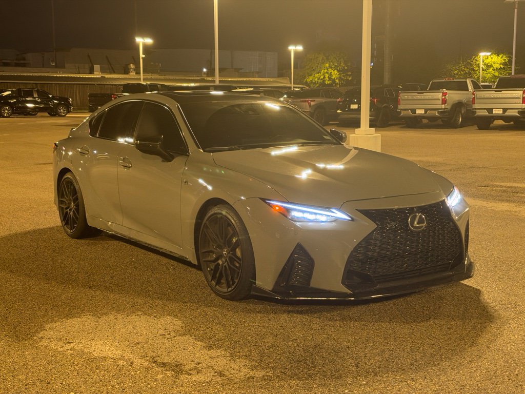 Used 2024 Lexus IS 500 RWD image 3