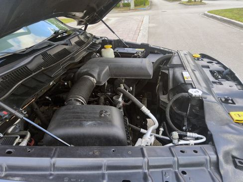 Used 2017 RAM 1500 Tradesman RWD image 37