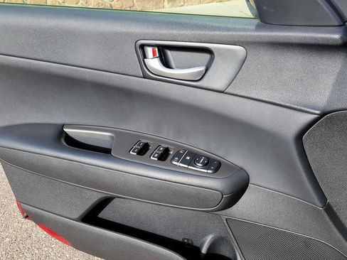 Used 2019 Kia Optima S w/ S Panoramic Sunroof Package image 7