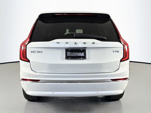 New 2026 Volvo XC90 T8 Plus w/ Protection Package AWD/4WD image 6