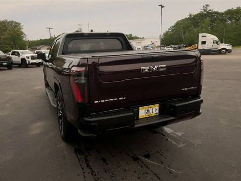 New 2025 GMC Sierra EV Denali image 8