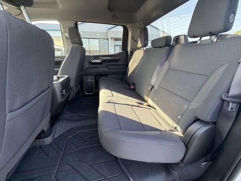 Used 2023 Chevrolet Silverado 1500 LT AWD/4WD image 27
