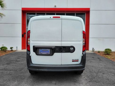 Used 2019 RAM ProMaster City Tradesman FWD image 5
