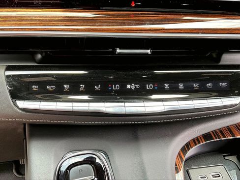 Used 2023 Cadillac Escalade Premium Luxury w/ LPO, Floor Liner Package AWD/4WD image 25
