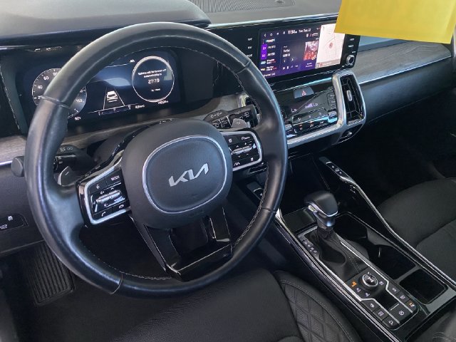 Used 2023 Kia Sorento SX Prestige AWD/4WD image 22