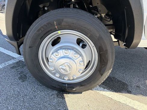 New 2026 RAM 4500 Tradesman image 28