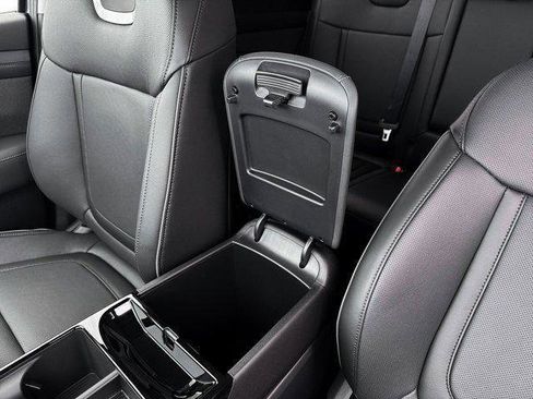 New 2026 Hyundai Tucson Limited FWD image 18