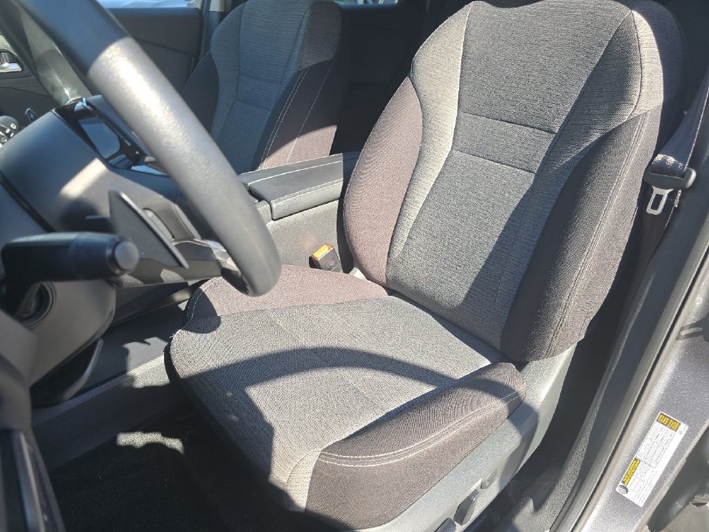 Used 2023 Nissan Rogue SV AWD/4WD image 22