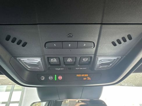 Certified 2024 Cadillac XT4 Luxury w/ Cold Weather Package AWD/4WD image 51