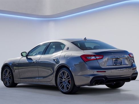 Used 2018 Maserati Ghibli S GranSport image 5