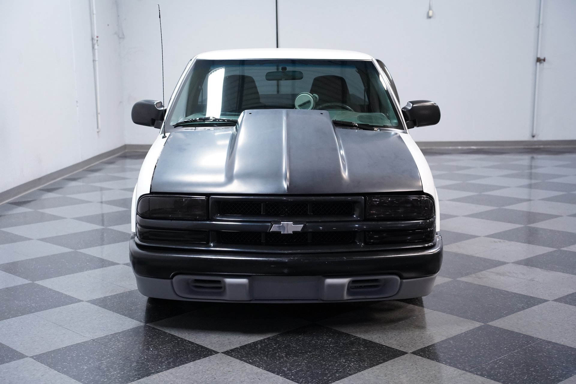 Used 2003 Chevrolet S10 Pickup 2WD Regular Cab image 14