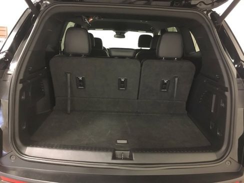 Used 2025 Buick Enclave Preferred image 13