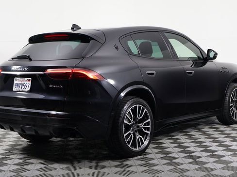 Used 2023 Maserati Grecale Modena image 4
