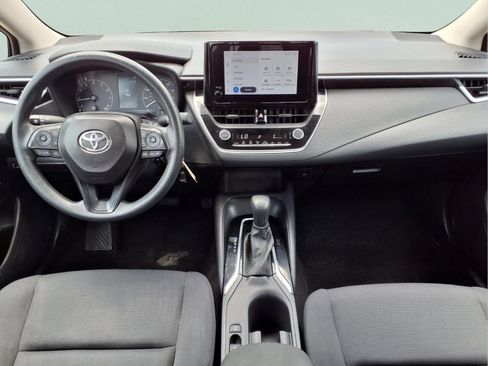 Used 2024 Toyota Corolla LE FWD image 13