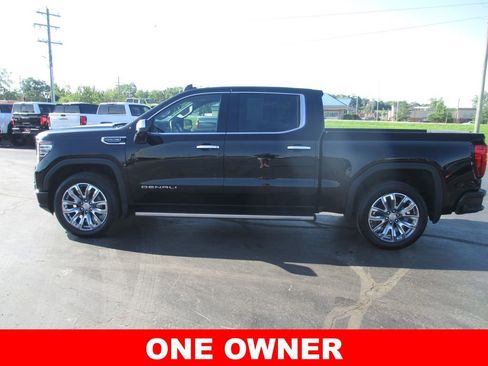Used 2024 GMC Sierra 1500 Denali w/ Denali Reserve Package AWD/4WD image 11